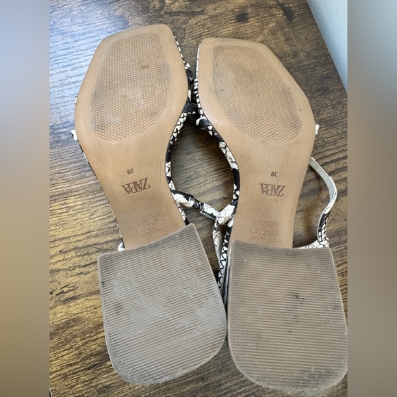 Zara Faux Leather Snake Print Heeled Sandals - Picture 10 of 10